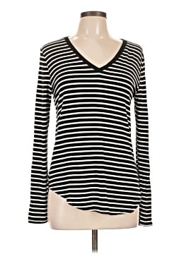 Old Navy Long Sleeve T-Shirt (view 1)