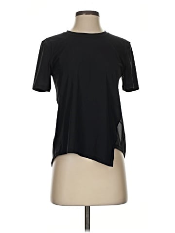 Lululemon Athletica Short Sleeve T-Shirt (view 1)