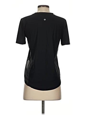 Lululemon Athletica Short Sleeve T-Shirt (view 2)