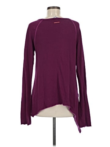 Hard Tail Long Sleeve Top (view 2)