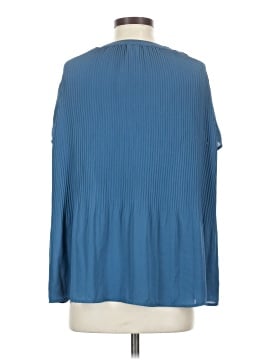 Pleione Short Sleeve Blouse (view 2)