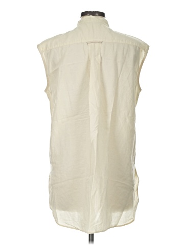 Uniqlo Sleeveless Button-Down Shirt (view 2)