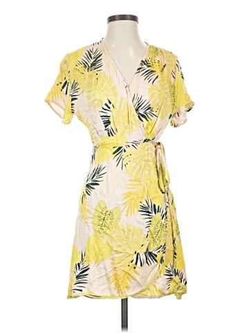 Dress Forum Casual Dress (view 1)