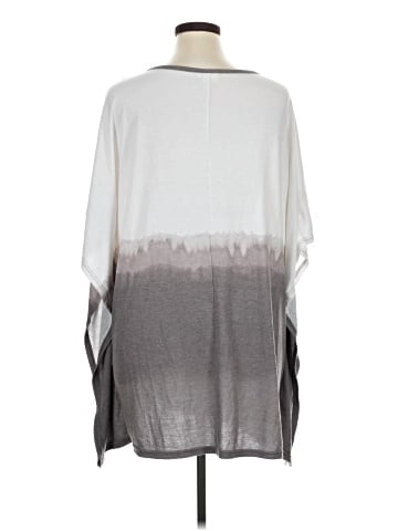SIMPLE By Suzanne Betro Poncho (view 2)