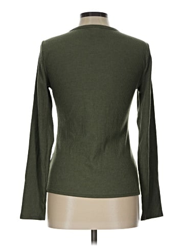 Old Navy Long Sleeve T-Shirt (view 2)