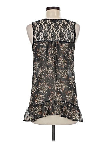 Lily White Sleeveless Blouse (view 2)
