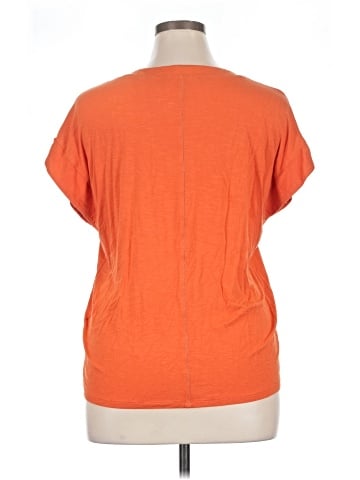 White House Black Market Short Sleeve T-Shirt (view 2)