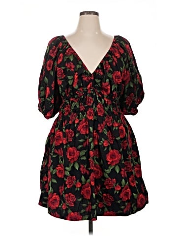 Old Navy Cocktail Dress (view 1)