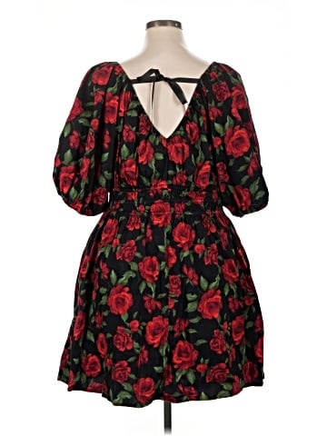 Old Navy Cocktail Dress (view 2)