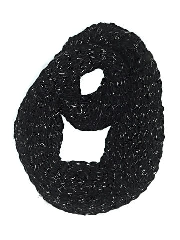 Chatties Scarf (view 1)