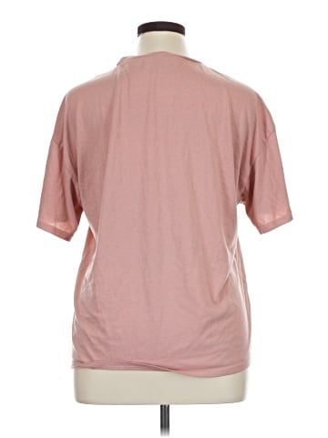 Shein Short Sleeve T-Shirt (view 2)