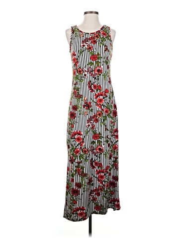 Discreet Casual Dress (view 1)