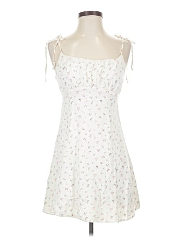 Forever 21 Casual Dress (view 1)