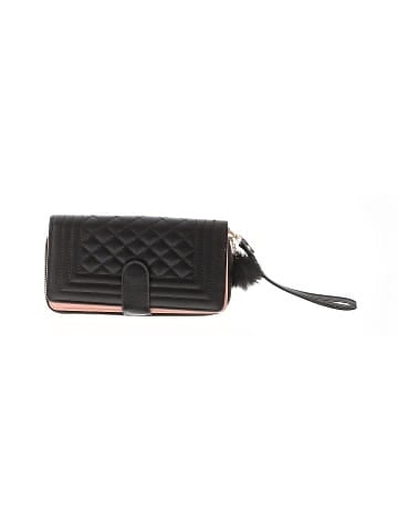 Unbranded Wristlet (view 1)