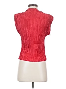 ASTR The Label Sleeveless Blouse (view 2)