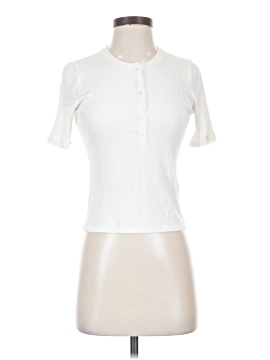 Abercrombie & Fitch Short Sleeve Top (view 1)