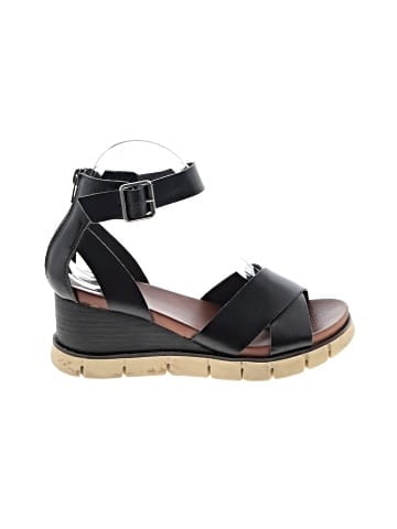 Mia Wedges (view 1)