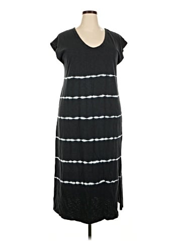 Universal Thread Casual Dress (view 1)