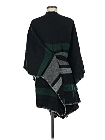 Shiraleah Poncho (view 2)
