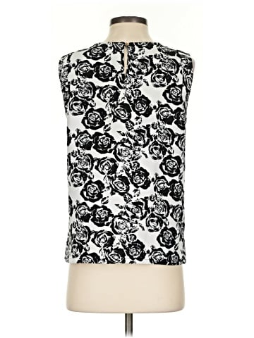 Katherine Barclay Sleeveless T-Shirt (view 2)
