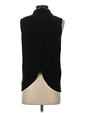 Cope Sleeveless Button-Down Shirt (view 2)