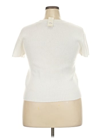 Hollister Cardigan (view 2)