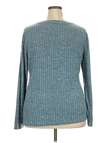 Fantaslook Pullover Sweater (view 2)
