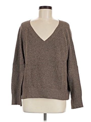 Old Navy Pullover Sweater (view 1)