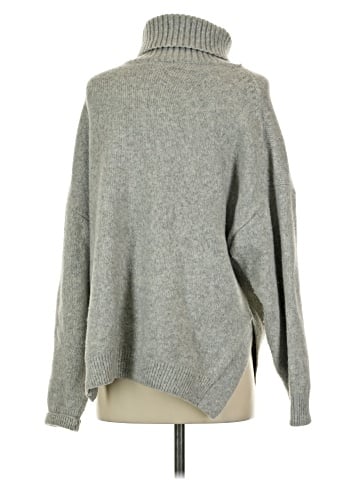 H&M Turtleneck Sweater (view 2)