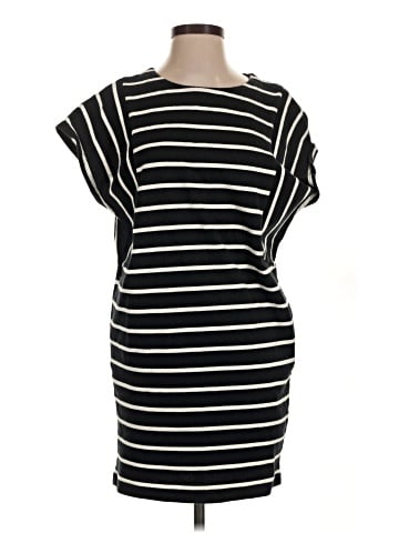 Uniqlo Casual Dress (view 1)