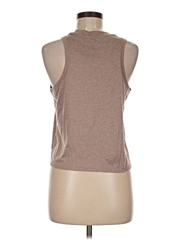 Vuori Sleeveless T-Shirt (view 2)