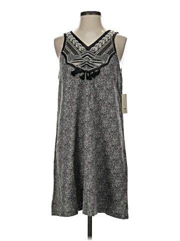 Everleigh Casual Dress (view 1)