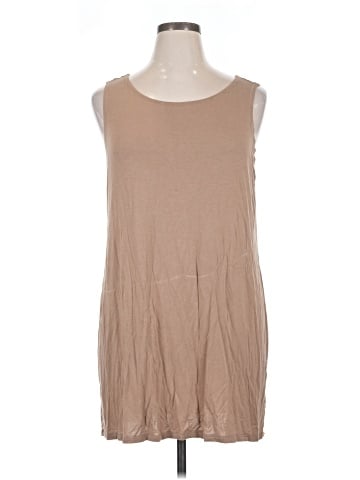 Logo Layers Sleeveless T-Shirt (view 1)