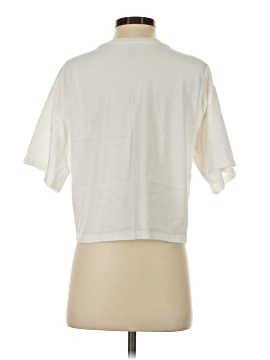 Scoop Short Sleeve T-Shirt (view 2)
