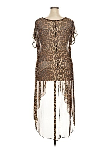 Cha Cha Vente Short Sleeve Blouse (view 2)