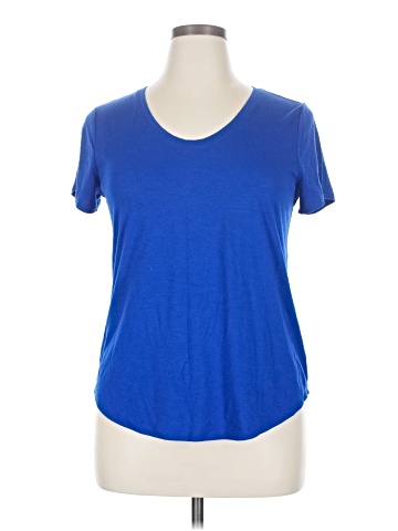 a.n.a. A New Approach Active T-Shirt (view 1)