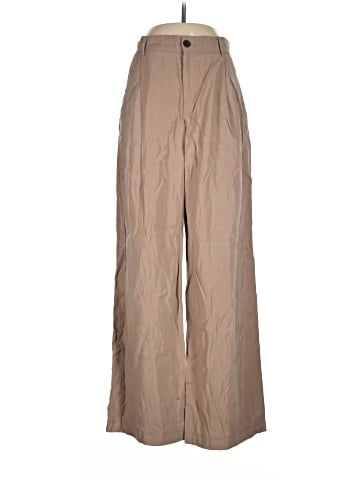 Zara Khakis (view 1)