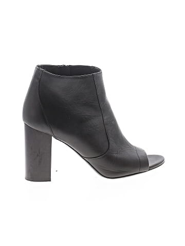 Vince. Ankle Boots (view 1)