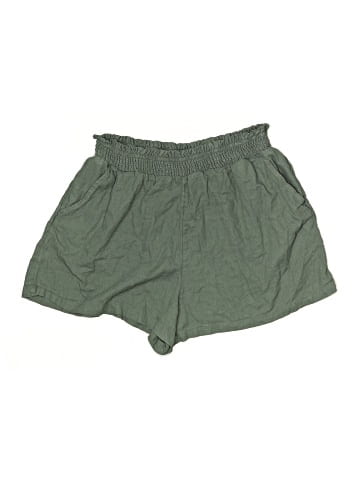 Universal Thread Shorts (view 1)