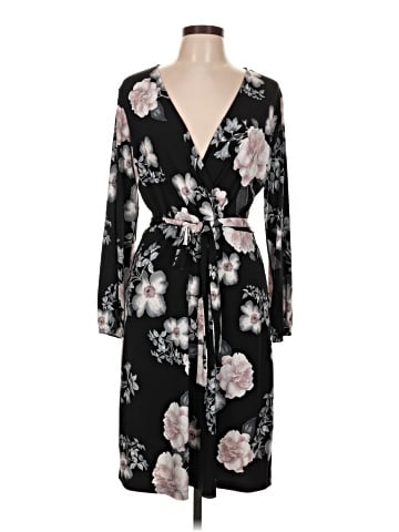 Roz & Ali Casual Dress (view 1)
