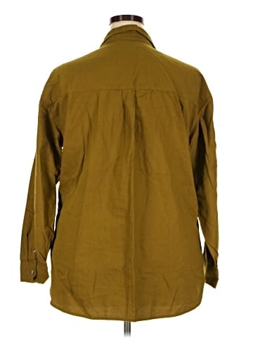 Universal Thread Long Sleeve Button-Down Shirt (view 2)