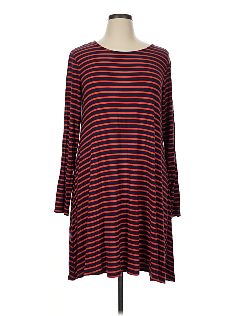 Pre-owned Old Navy Casual Dress In Red