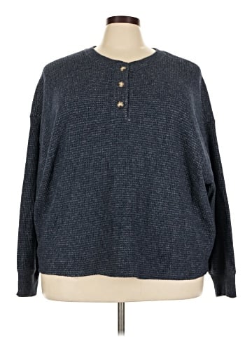 Old Navy Pullover Sweater (view 1)