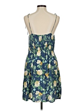 Old Navy Casual Dress (view 2)