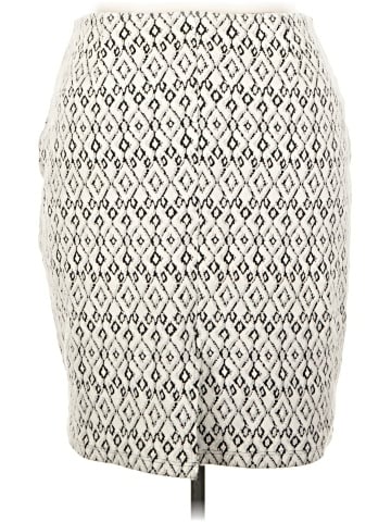 Lyssé Casual Skirt (view 2)