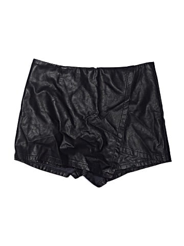 Pants Store Shorts (view 1)