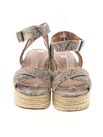 Chinese Laundry Wedges (view 2)