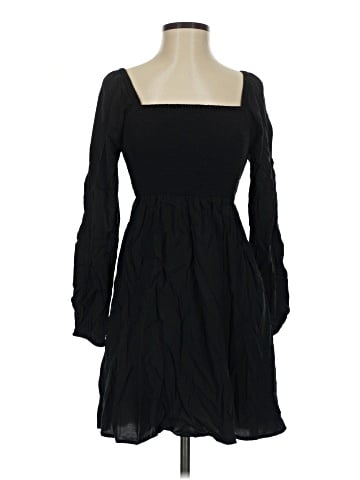 Old Navy Casual Dress (view 1)