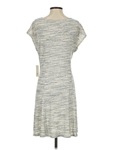Everleigh Casual Dress (view 2)