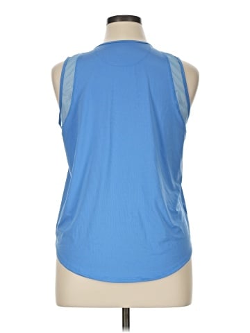 Lucky in Love Sleeveless T-Shirt (view 2)
